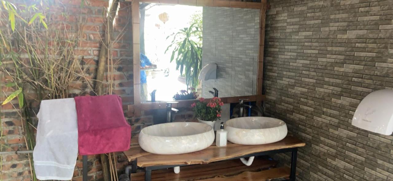 Camellia Eco Home &Tra My Restaurant Ninh Binh Exterior photo